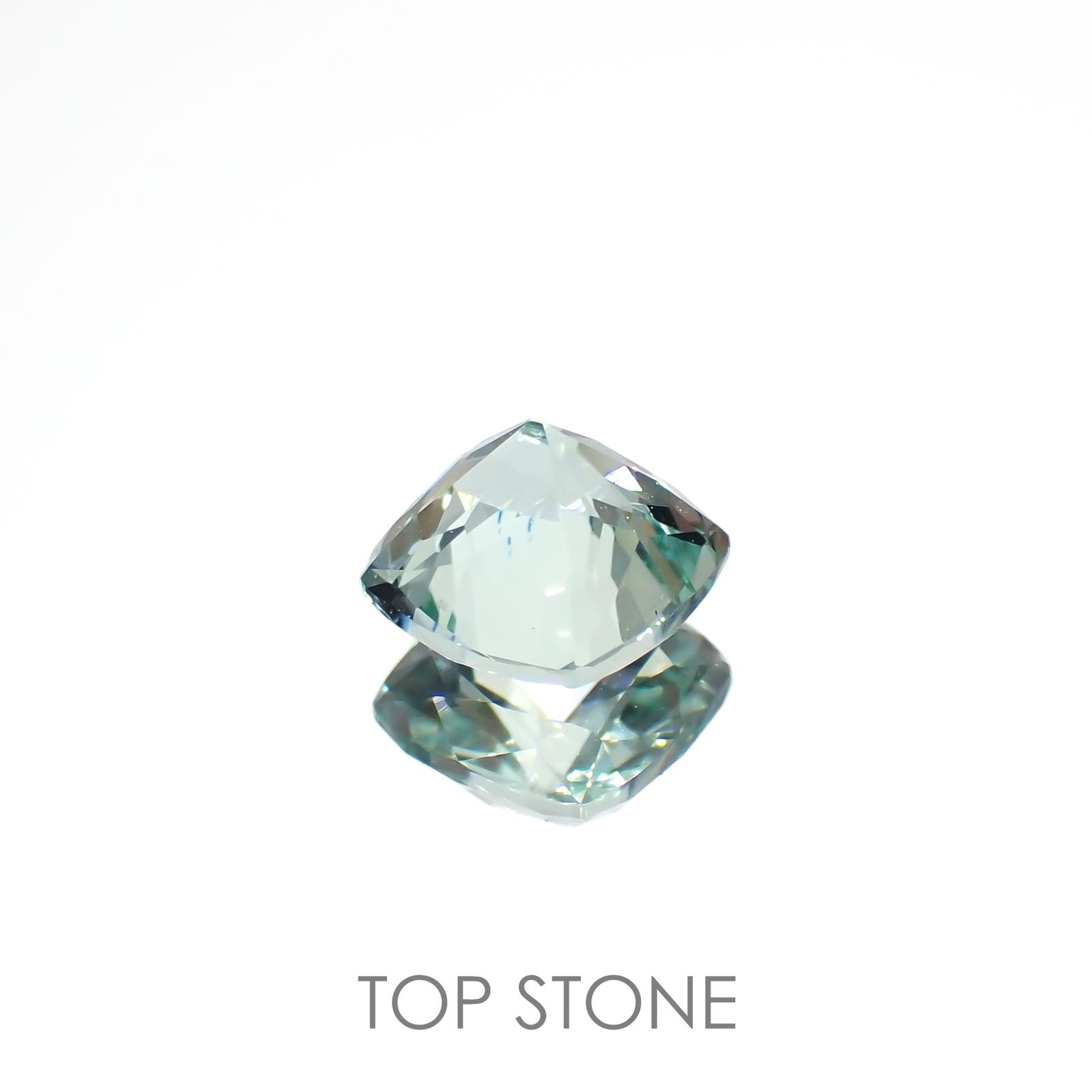 ミントベリル ブラジル産 0.48ct[220817221]4.9x4.9mm前後 | TOP STONE