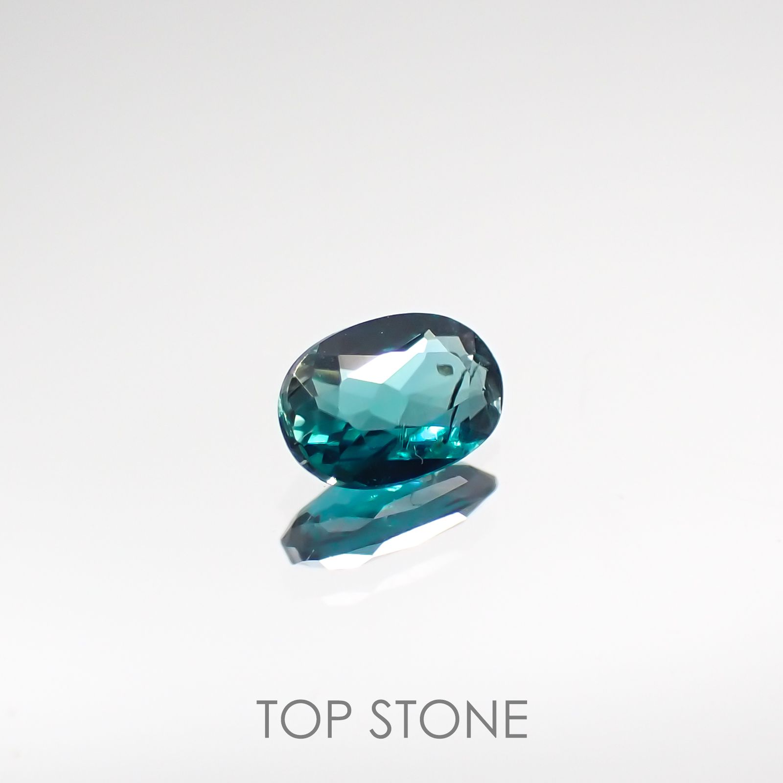 グランディディエライト(宝石名グランディディエライト) マダガスカル