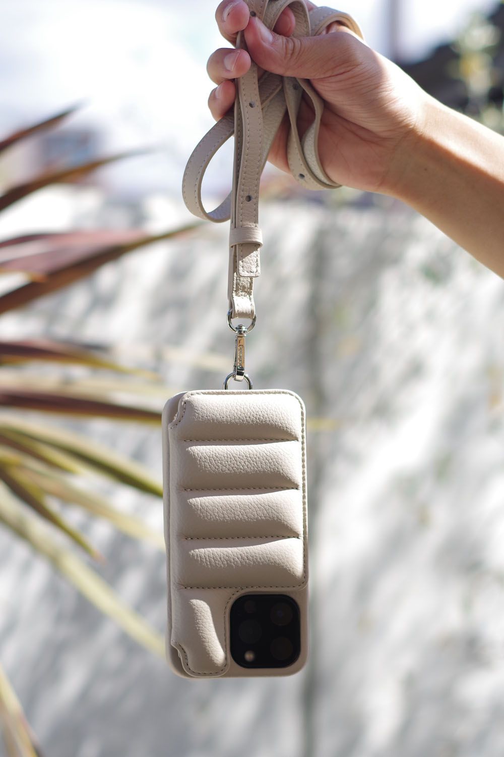 DEMIU - 【iPhone17入荷】BALLON / バロン iPhoneケース ベージュ | gossip