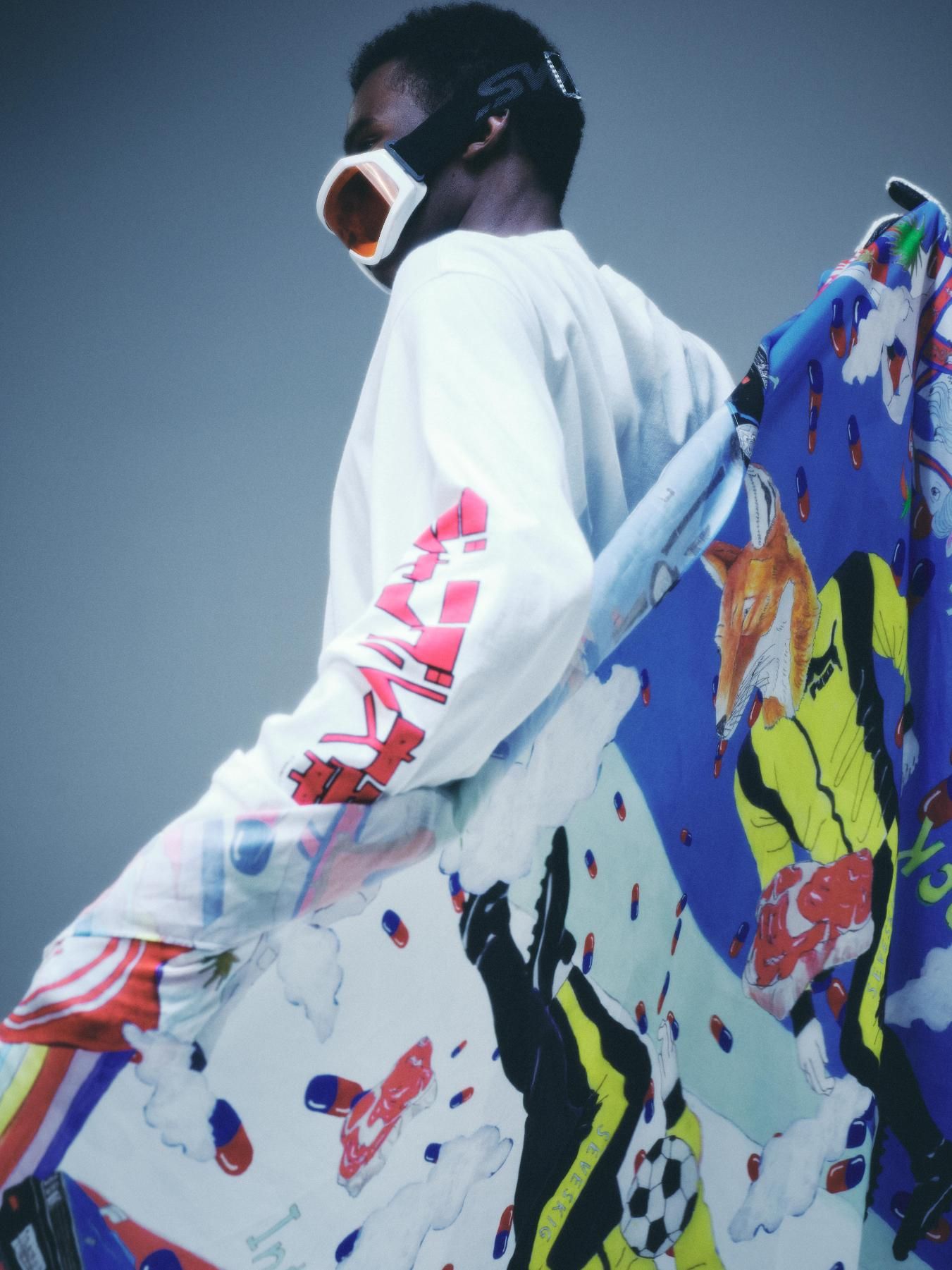 VILLS vol.3 DAY2 全員集合フルカラーTシャツ（Lサイズ） Amazon.co.jp