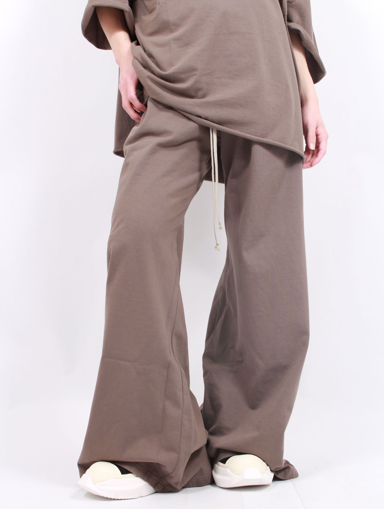 saKYtMe5MN2Y.jpg?width=768