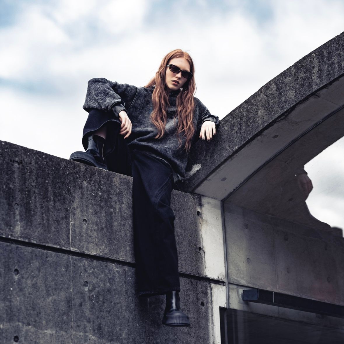 NIL DUE / NIL UN TOKYO - 【残りわずか】Faded Bleach Hoodie