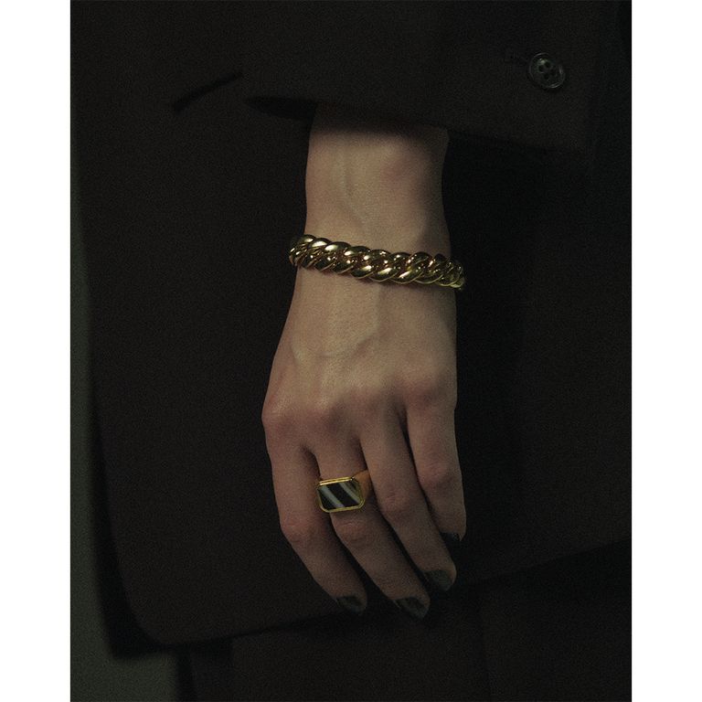 2RHEUbQhyBuh.png?width=768