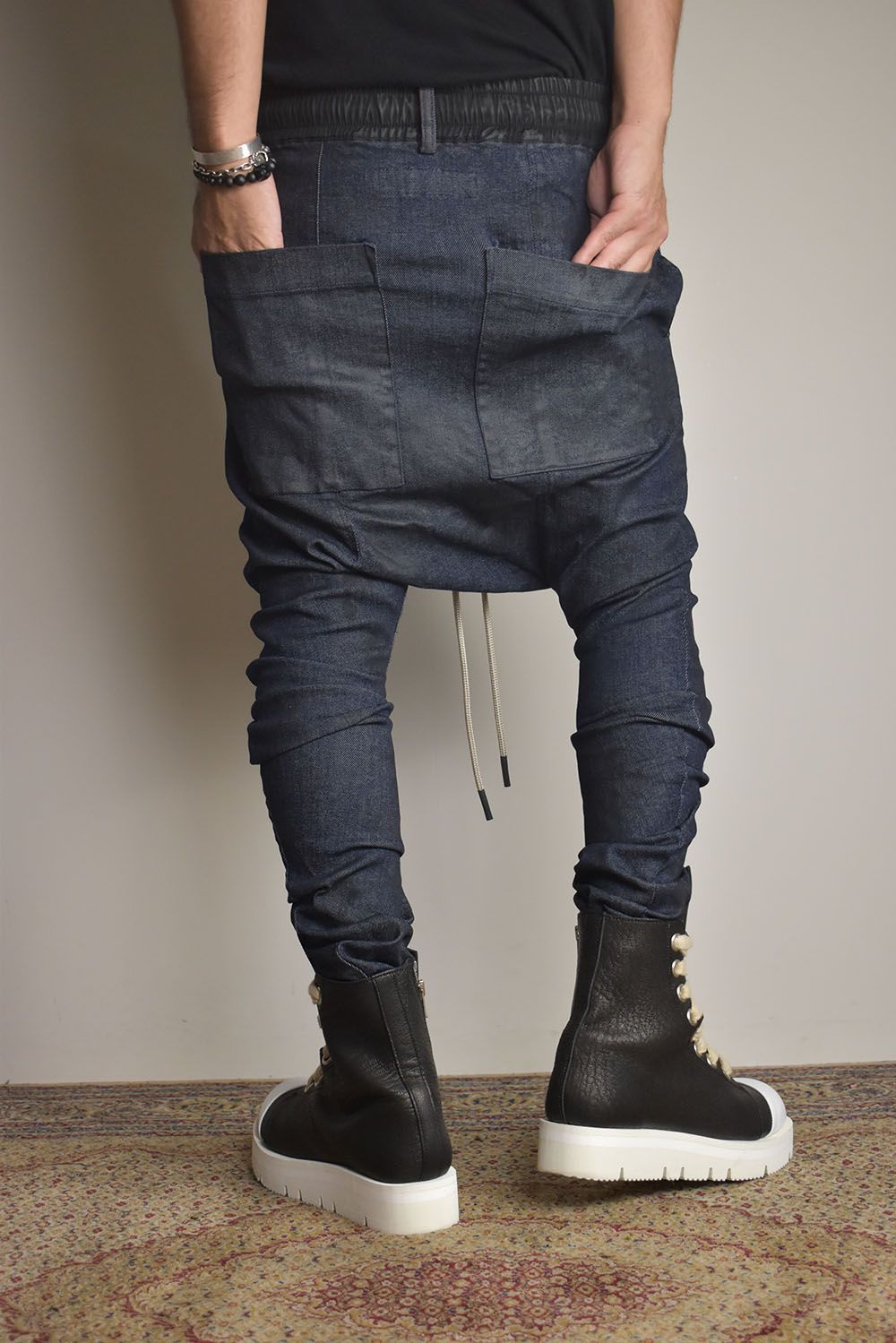 A.F ARTEFACT - Coated Stretch denim Sarouel skinny