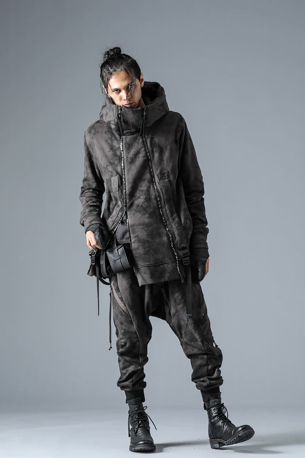 D.HYGEN - Unevenly Dyed Non-Ply Yarn Sarrouel Jogger Pants