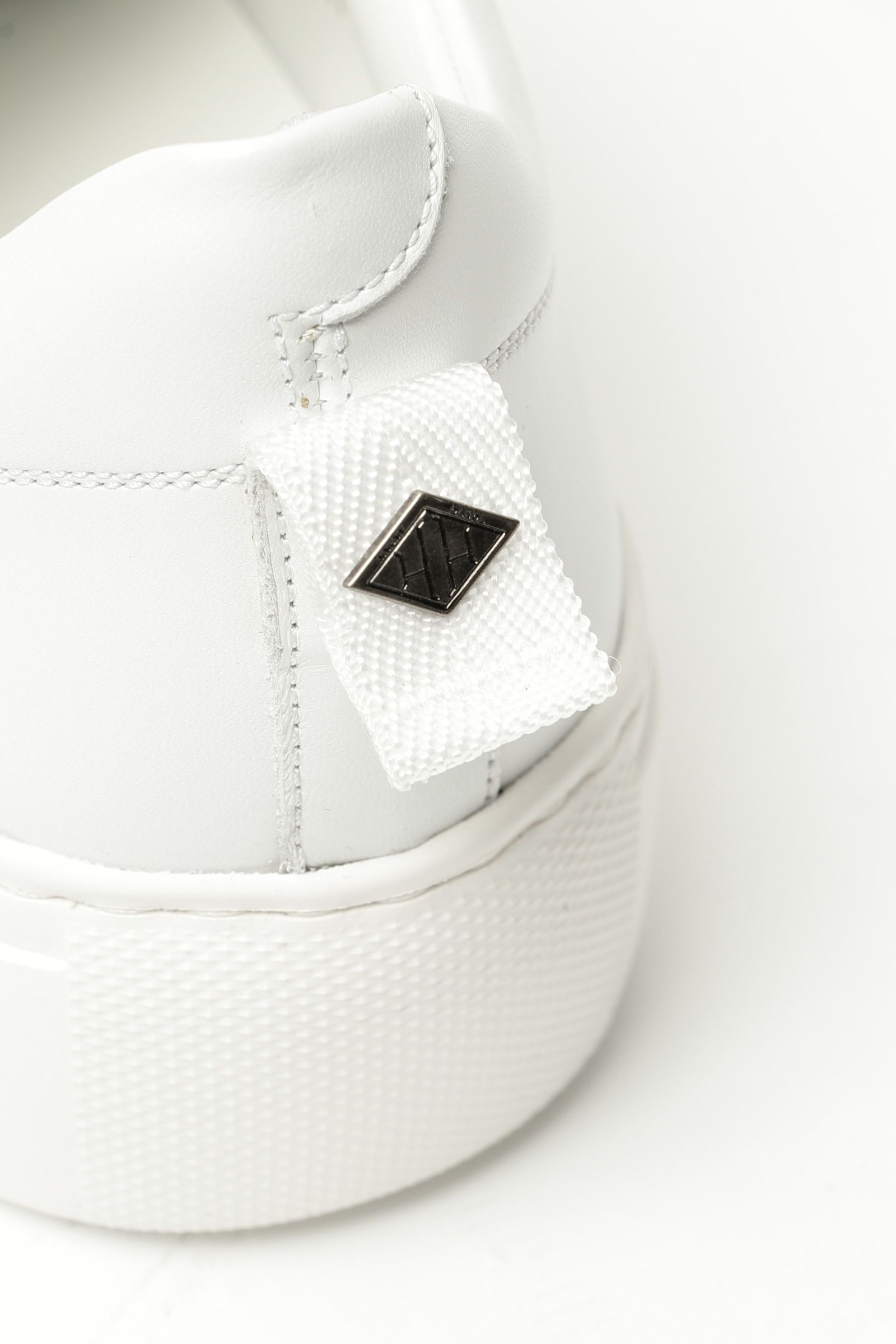 WH - フレンチキップ レザー スニーカー / ホワイト | BEKKU HOMME