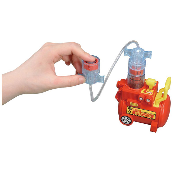 トミカタウン 空気はスゴイぞ！キミが整備士 DXトミカ整備工場｜の通販