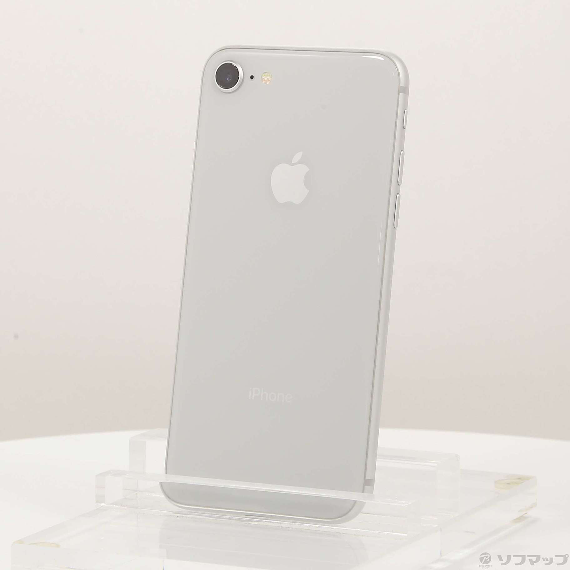 izu◇中古品◇docomo iPhone8 シルバー 64GB バッテリー容量82％