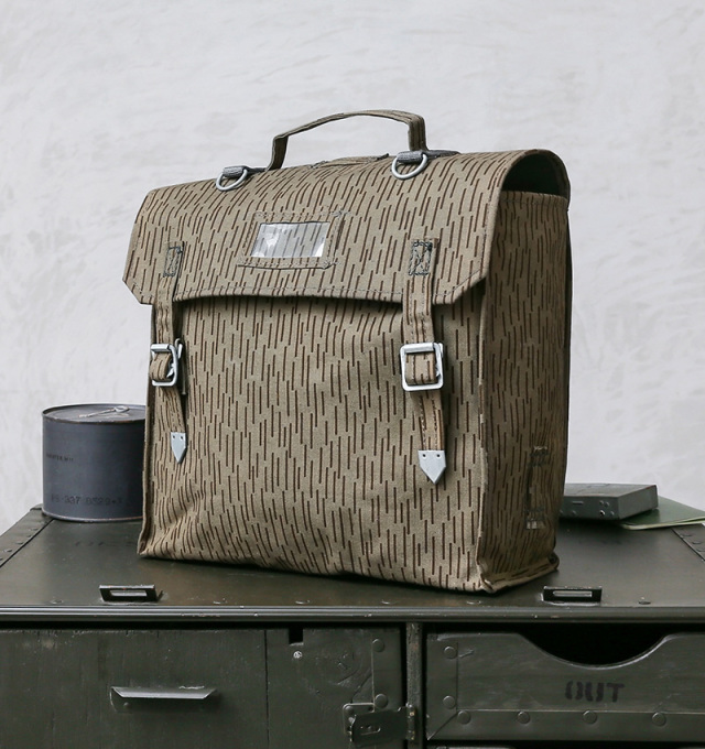 実物 新品 デッドストック 東ドイツ軍 レインドロップカモ COMBAT