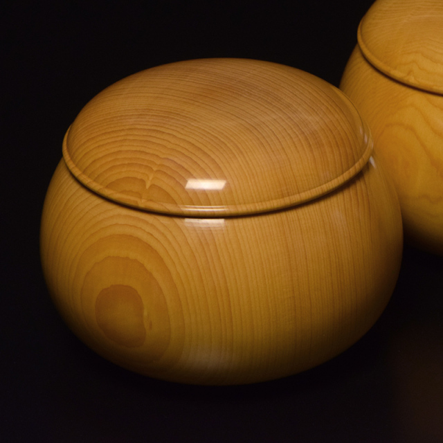 中古品 価値ある天然木 碁盤 品 価値ある天然木 碁盤