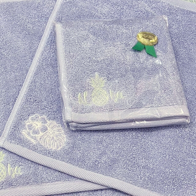 ロイヤルハワイアンホテルビーチタオル