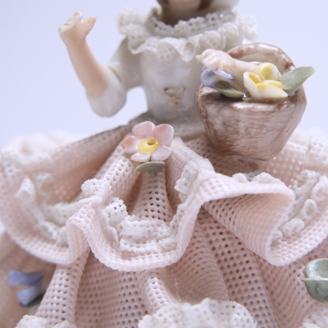 ドレスデン レースドール フォルクシュテット 陶器 人形 ドイツ