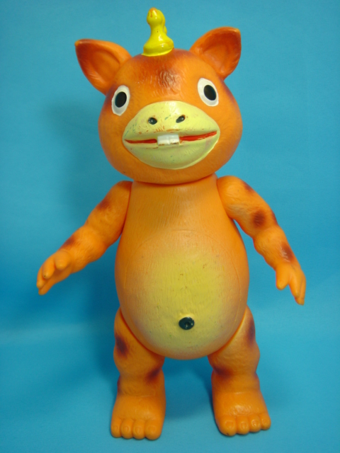 ツブラヤストアオンラインの放送開始55周年『快獣ブースカ』大特集でM1号