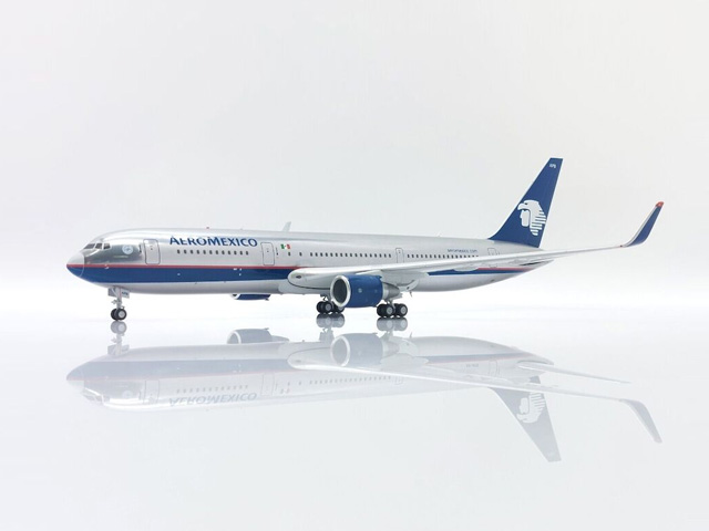 JC WINGS 1/200 (ダイキャスト製) 767-300ER アエロメヒコ航空