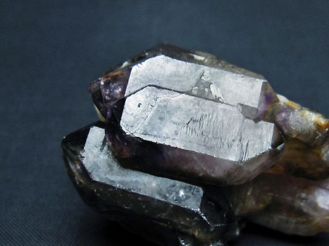 パワーストーン 天然石 スーパーセブン原石[T73-2271]