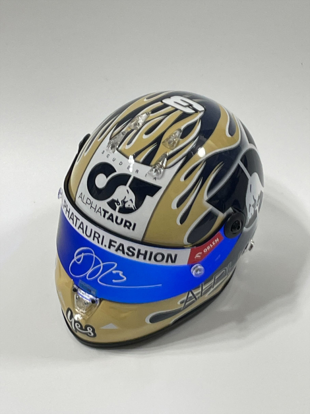 ピエール・ガスリー 直筆サイン入り 1/2ミニヘルメット フランスGP