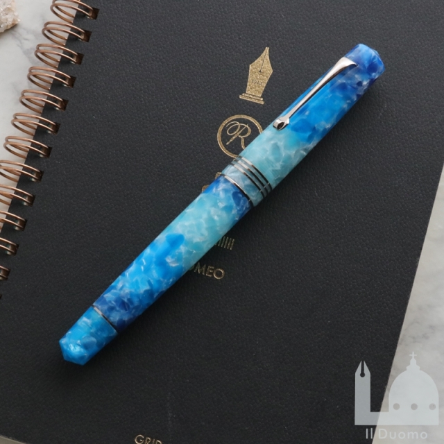 レオナルド モーメントゼロ アロハ 万年筆 スチールニブ（ゴールド