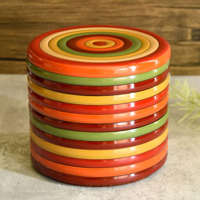 漆塗り 植物柄 重箱 4段 台付き ビンテージ 漆塗り 植物柄 重箱 4段 台