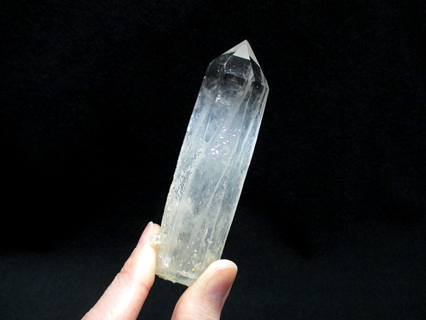 チタニウムインクォーツ（パスウェイクォーツ）原石 コロンビア産 水晶