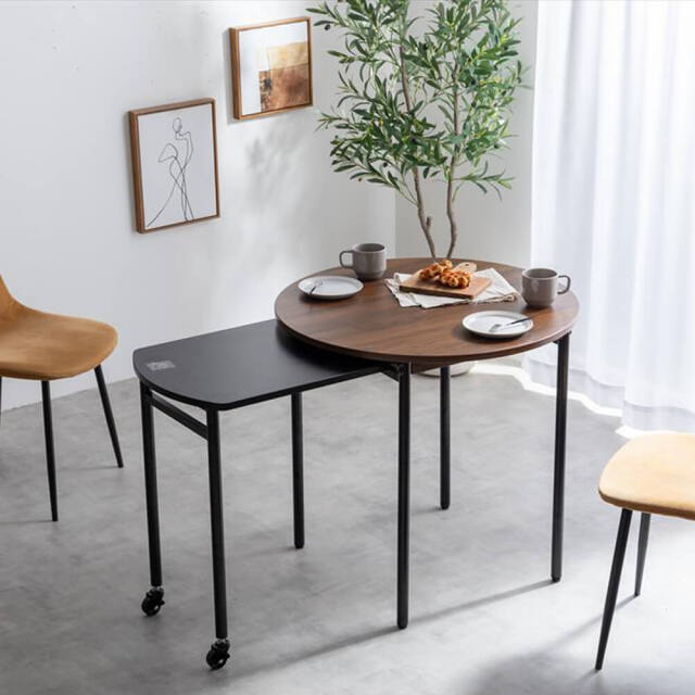 Chacha（チャチャ） 伸縮スライド式ダイニングテーブル