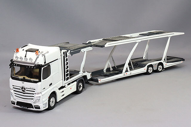 GCD 1/64 メルセデスベンツアクトロス 2 ホワイト