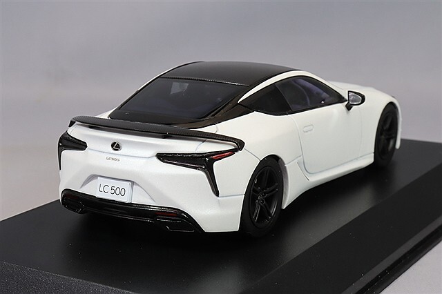京商 1/43 レクサス LC500 