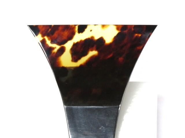 送料無料】 日本製 津軽三味線用 鼈甲(べっ甲)撥 181 黒水牛台 一枚物