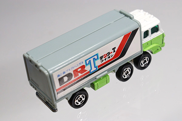 トミカ ふそうトラック デンター T ライオン No.7 1/127 ロングタイプ