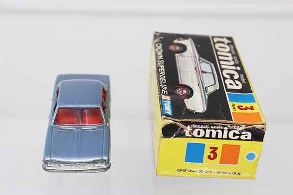 ミニカーショップ ケンボックス トミカ 黒箱☆3☆トヨタクラウン