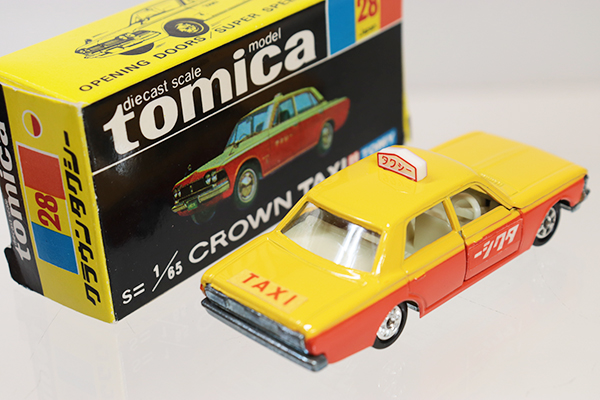 ミニカーショップ ケンボックス トミカ 黒箱☆28-1-4☆トヨタクラウン