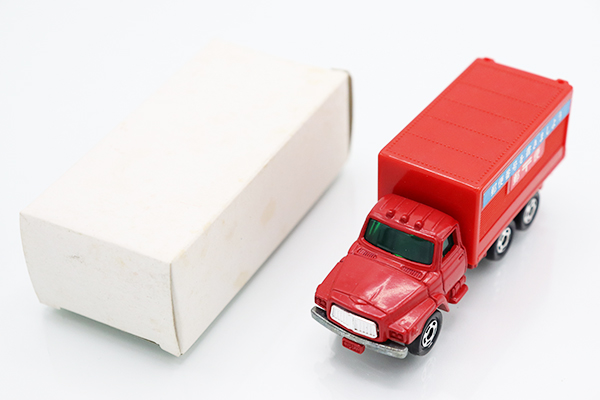 ミニカーショップ ケンボックス トミカ 黒箱☆20-2-4☆日産ディーゼル