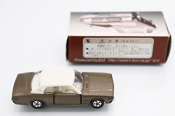 ミニカーショップ ケンボックス トミカ特注（日本製）日産グロリア2