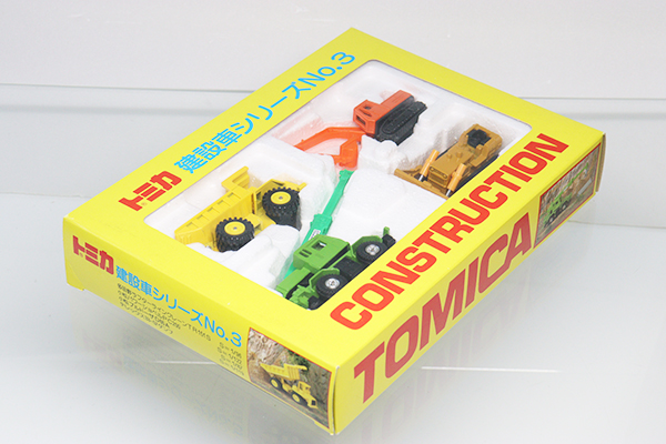 ミニカーショップ ケンボックス トミカギフト☆3☆トミカ建設車