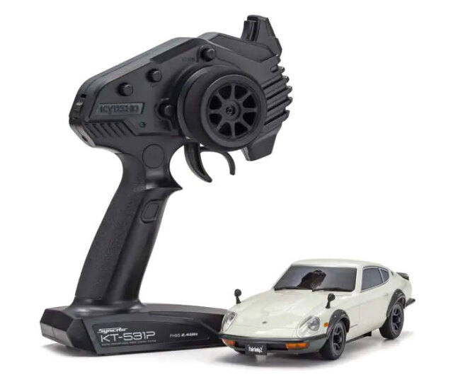 京商 ミニッツAWD 日産 シルビア S15 equipped with GTウイング