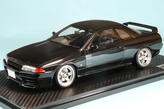 イグニッションモデル 1/18 ニッサン スカイライン GT-R R34 Zチューン