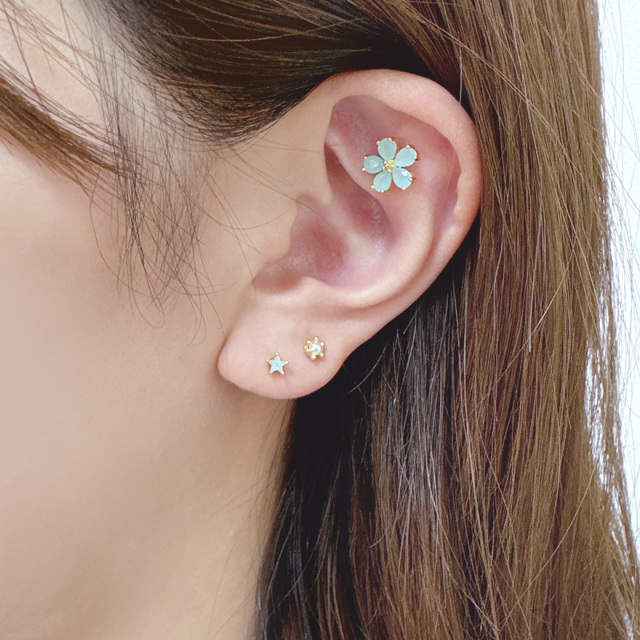 14G 16G ］透明感のあるキュービック が繊細に輝く大人可愛い フラワー