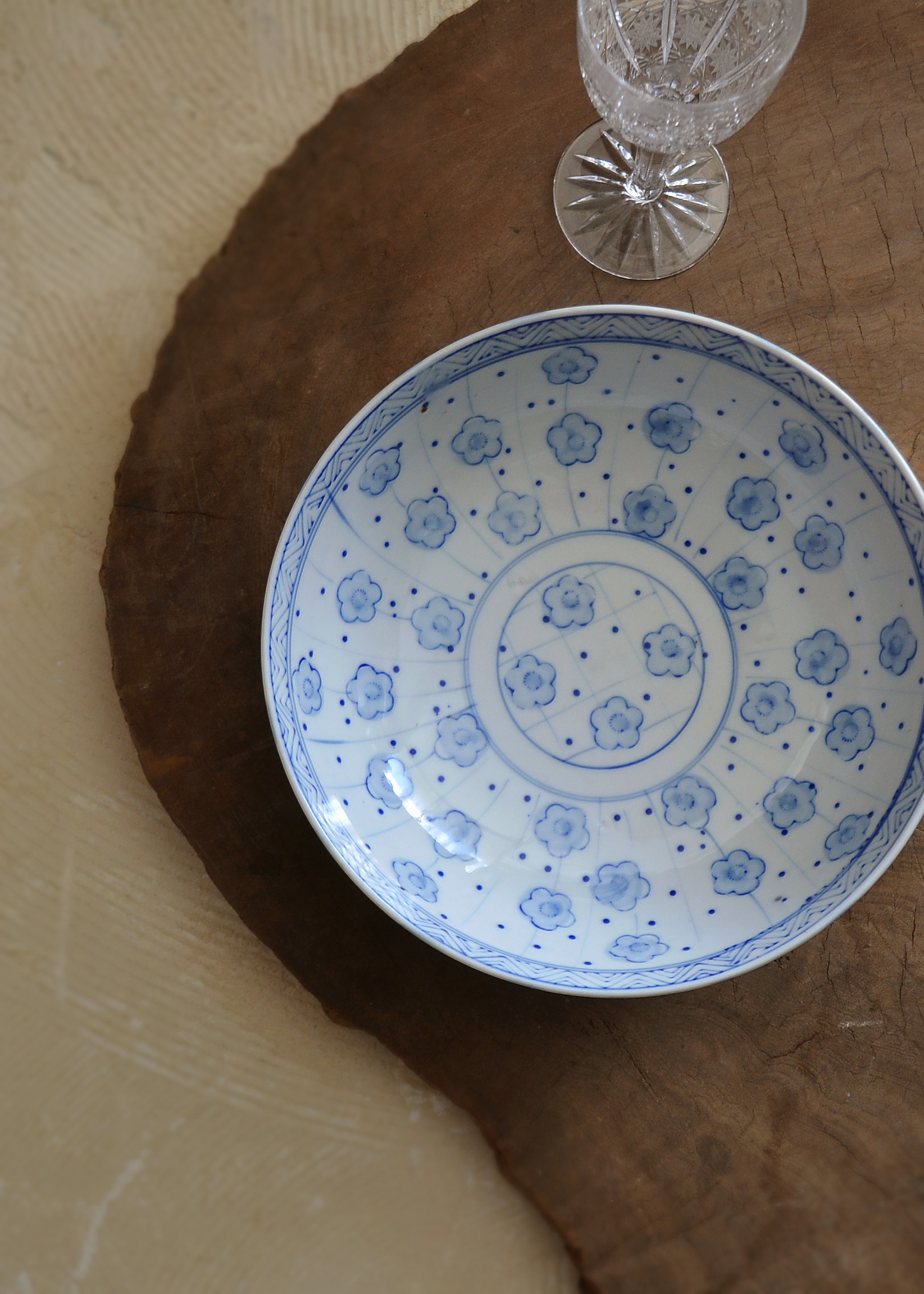 染付梅紋様大鉢 和食器 和骨董 210mm