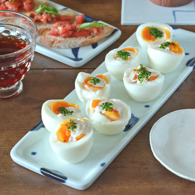 砥部焼の和食器 雲石窯の角皿 【砥部工房 からくさ】