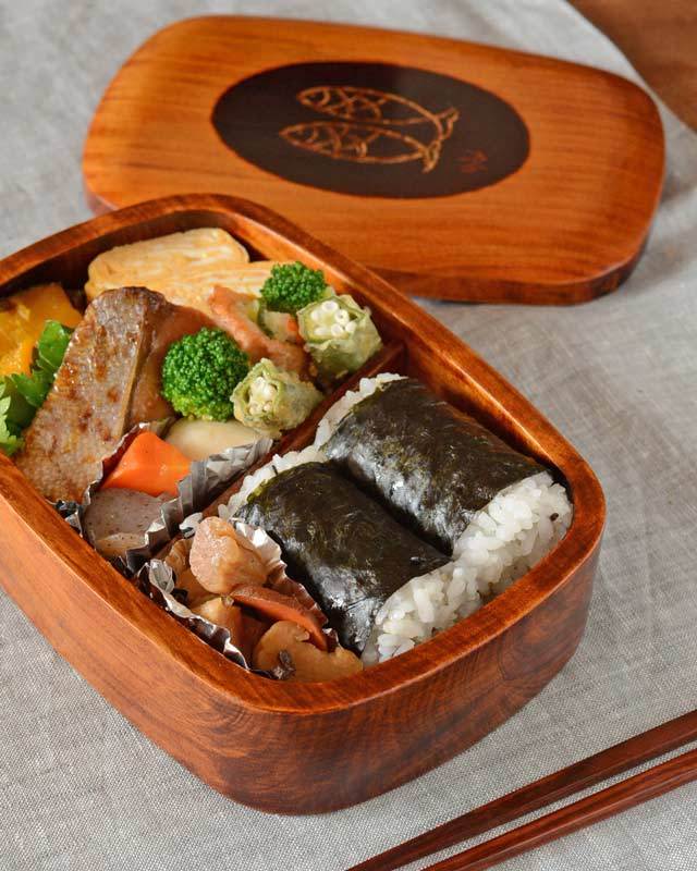 香川漆器の弁当箱 【砥部工房 からくさ】