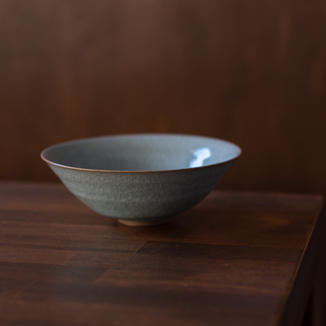 共箱付】青磁平茶碗（RH-060） 作家「林隆一郎」