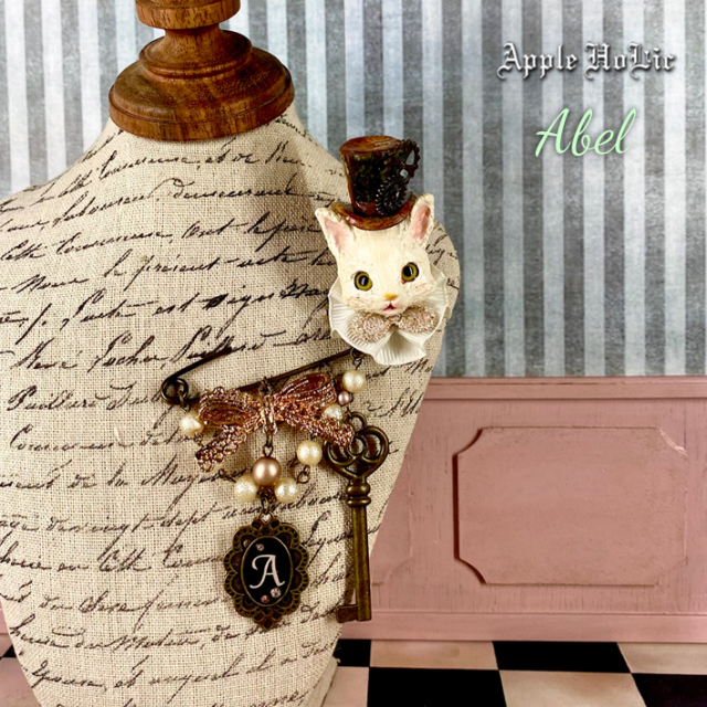 kinunekoさん専用ビンテージ☆ラリック 猫ブローチ☆ライトブラウン