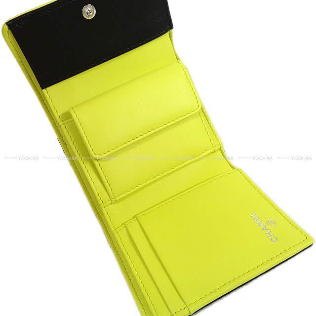 H*i様 CHANEL グリーン ラムスキン マトラッセ 二つ折り財布 コンパク