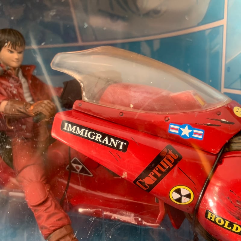 AKIRA KANEDA ON MOTORCYCLE 2000 McFARLANE TOYS