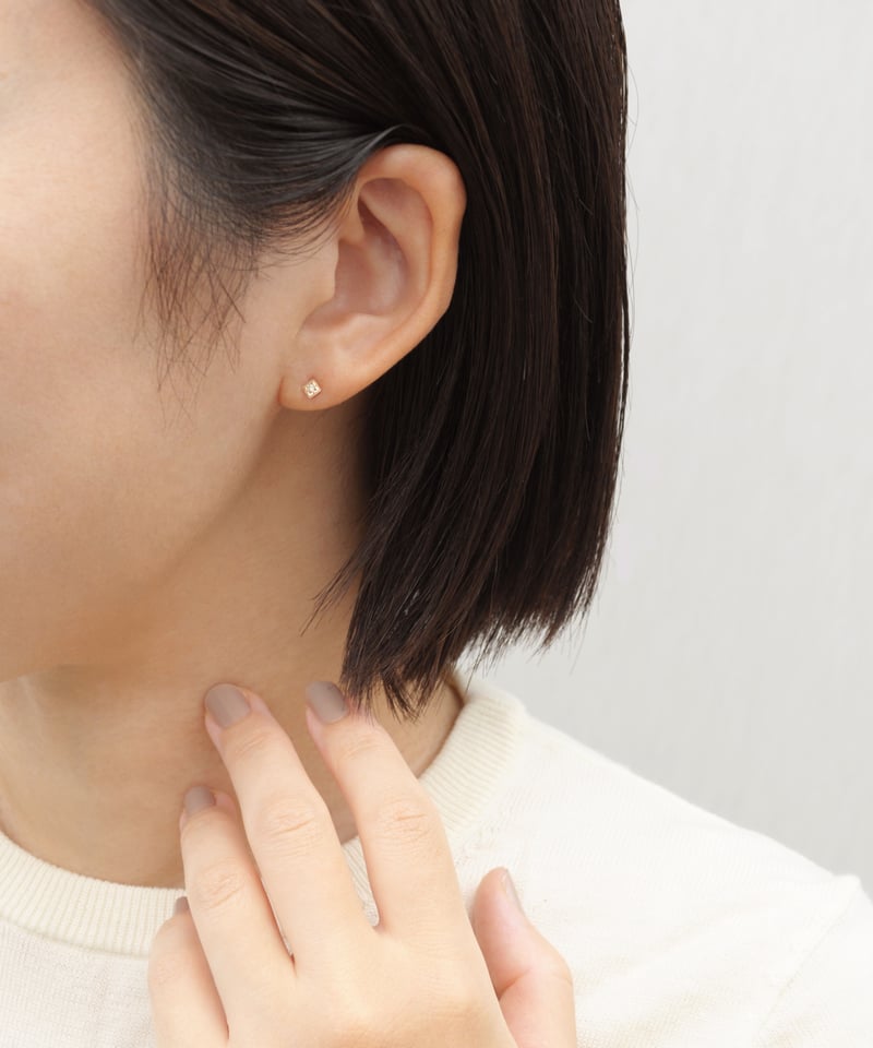 年末セール【新品】 天然 ルビー k10 スタッドピアス 計0.9ct 鑑別付