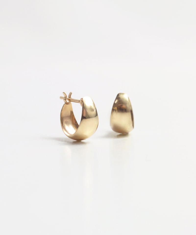 anq.】K10・ルナ リトルピアス | KU-CROISSANT 公式オンラインストア