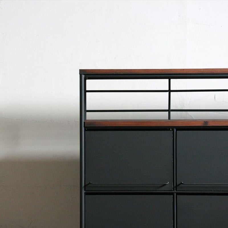 アイアンのドロワーシェルフ 4列2段 | EARL