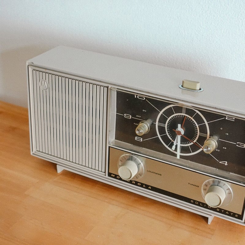 ヴィンテージ真空管ラジオ(グレー) | marque