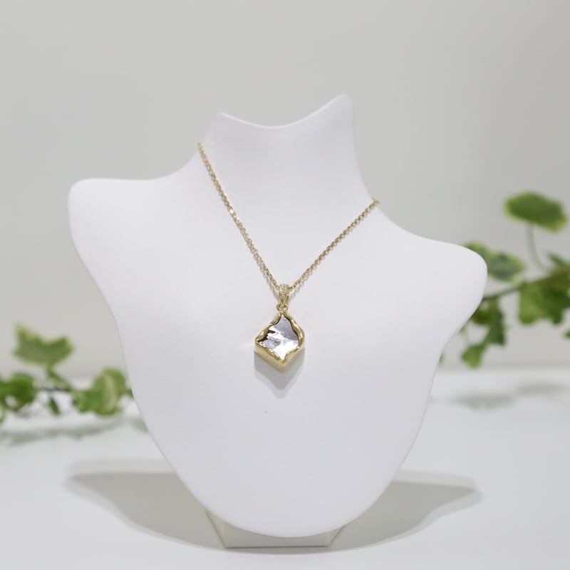 イミラックパラサイト隕石®︎18金ダイヤモンドネックレス【しずく