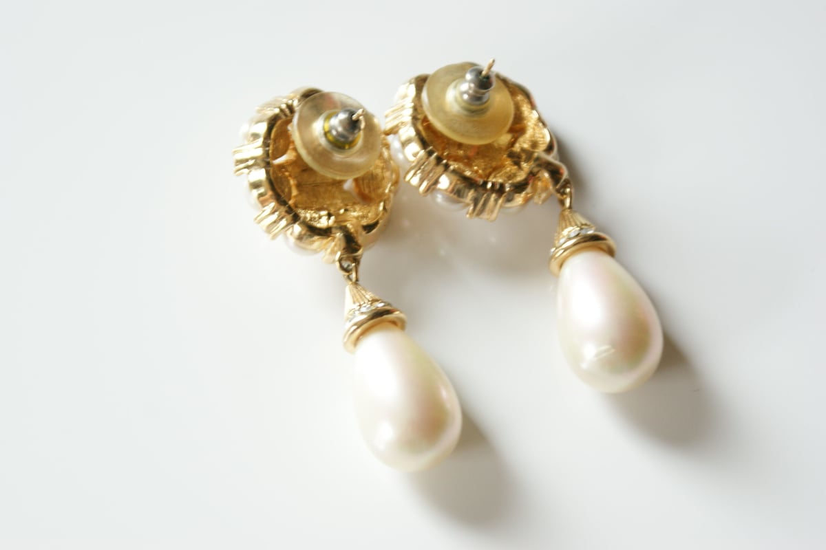 Christian Diorクリスチャン・ディオール ドロップ パール ピアス