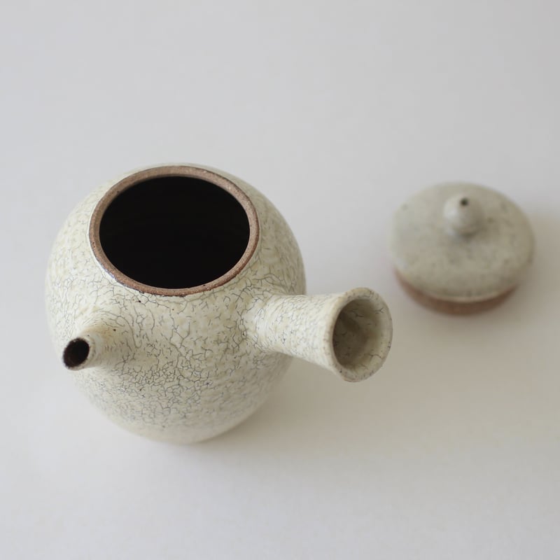 山崎さおり 粉引急須 | 菓菓かはん